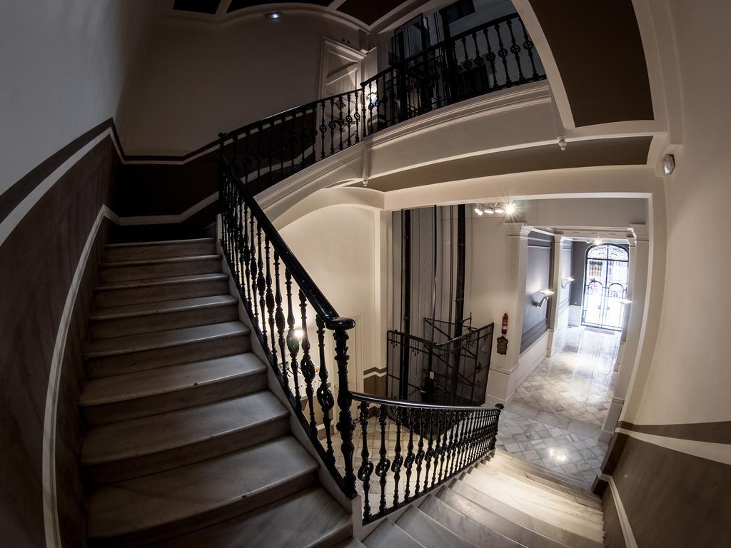 Mihlton Barcelona Boutique B&B (Adults Only) المظهر الخارجي الصورة