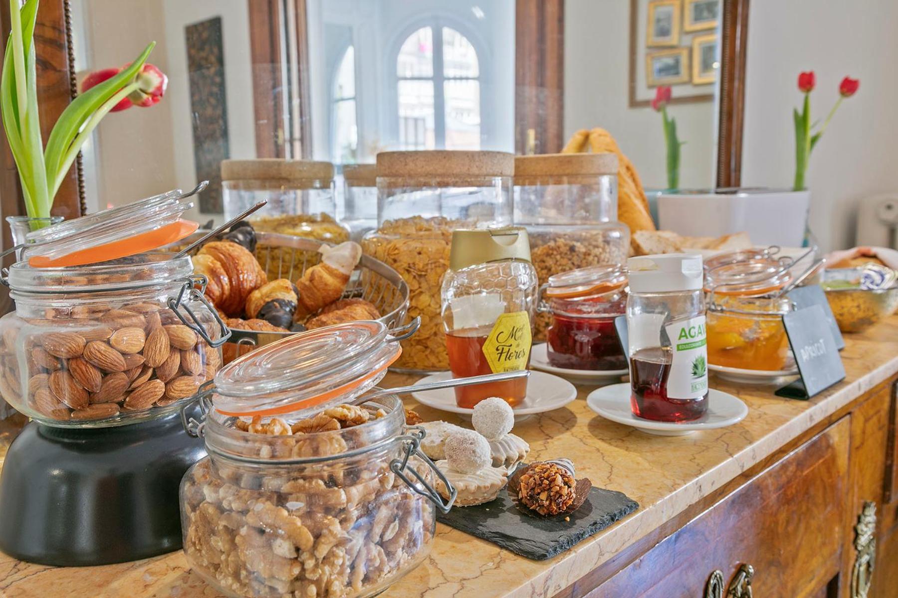 Mihlton Barcelona Boutique B&B (Adults Only) المظهر الخارجي الصورة